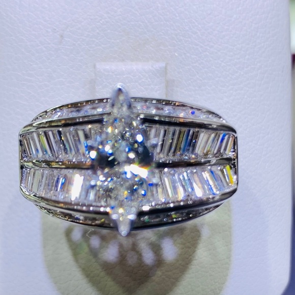 14 karat WG3 carat genuine diamond ring Must see - Picture 1 of 3